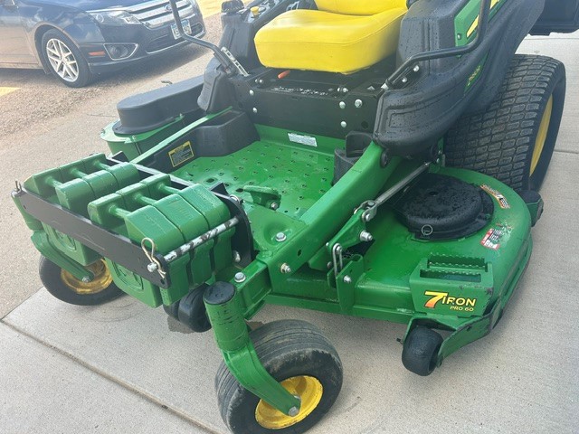 2014 John Deere Z950R Mower/Zero Turn