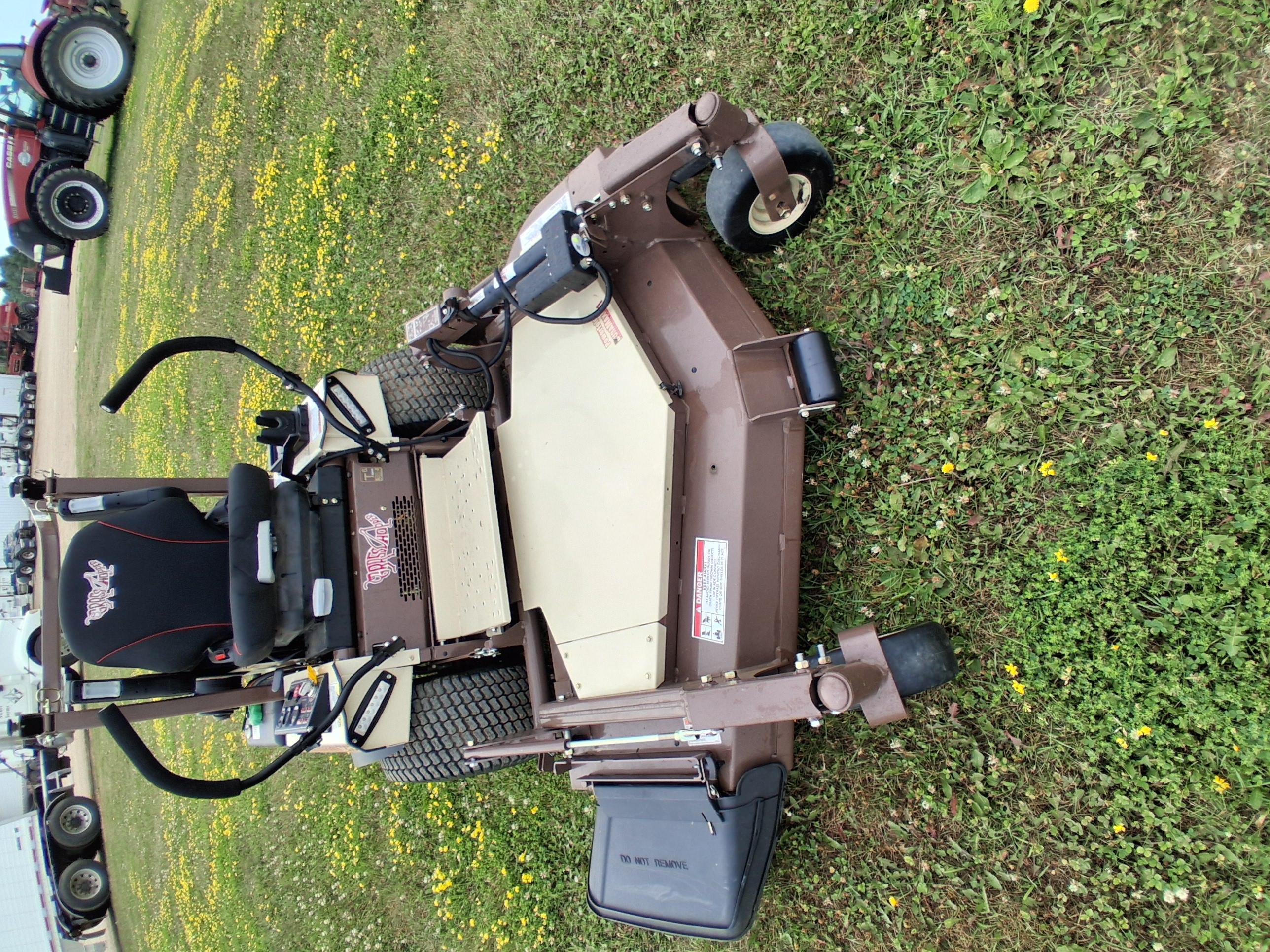 2024 Grasshopper 725DT/ 61 Side Dis/ Turf/ Grammar/Folding Rops Mower/Zero Turn