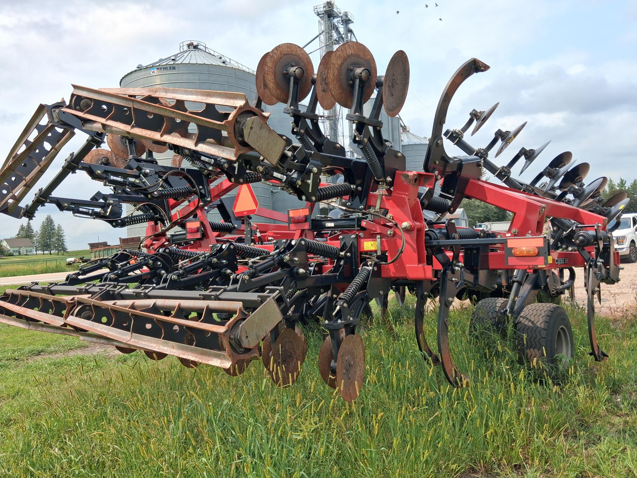 2023 Case IH ECOLO-TIGER 875-22'-Hyd Basket Deep Tillage