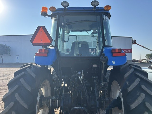 2013 New Holland TS6.110 Tractor