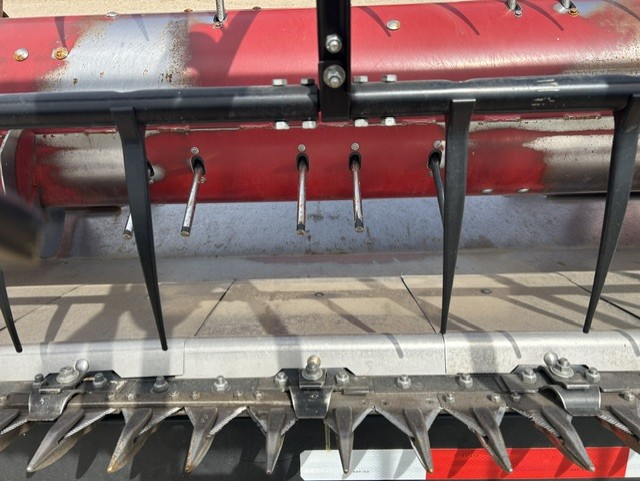 2013 Case IH 3020-35ft Header Combine