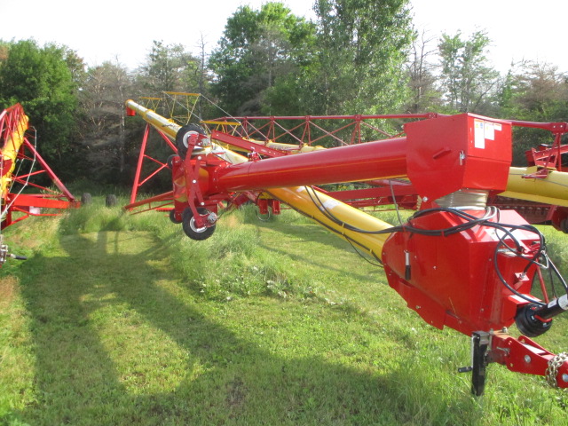 2022 Westfield MKX 13 X 74 GLP CB Grain Auger