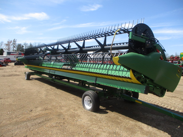 2020 John Deere 740FD Header Draper