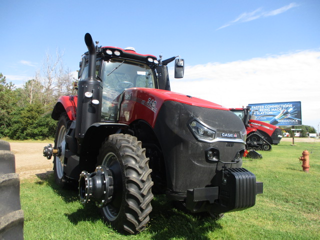 2024 Case IH MAGNUM 340 PS AFS C. Tractor