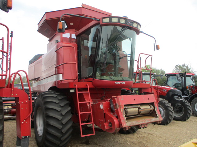 2001 Case IH 2388 Combine