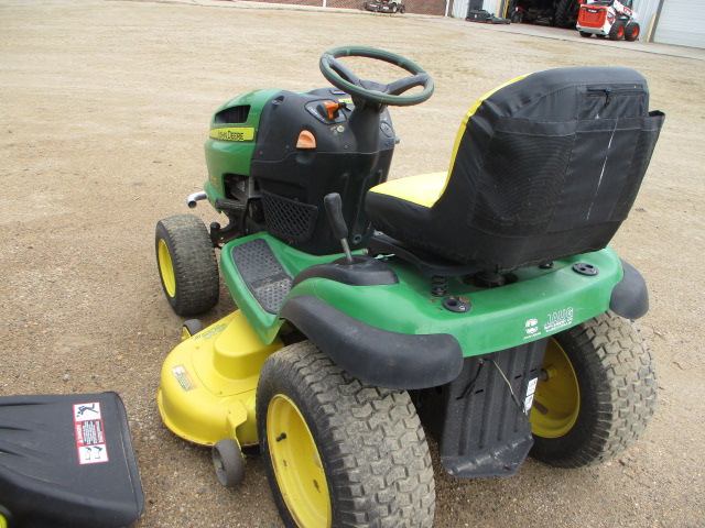 2005 John Deere 155C Mower/Riding