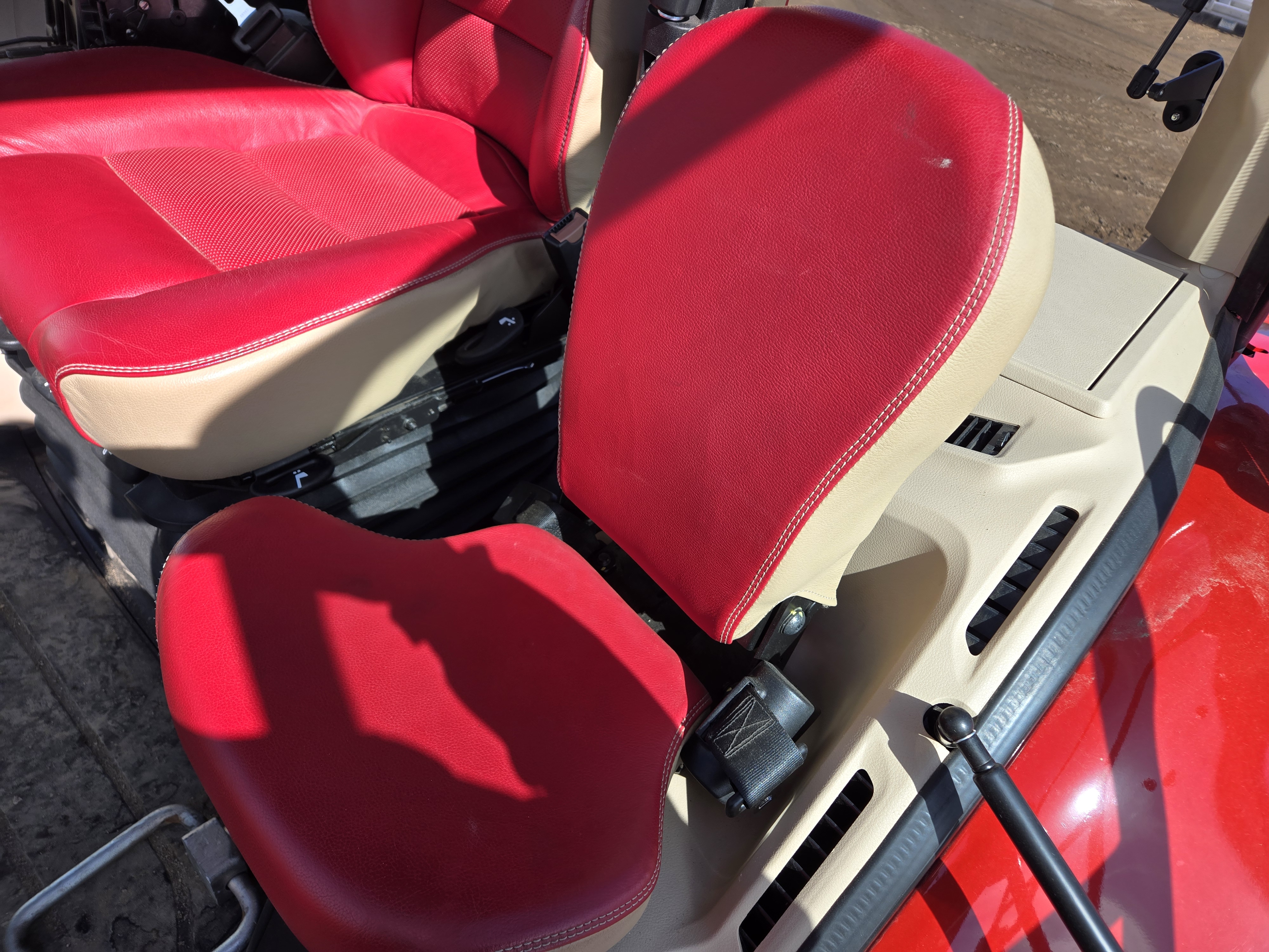 2023 Case IH Magnum 280 AFS Tractor