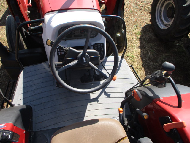 2005 Case IH JX1090U Tractor