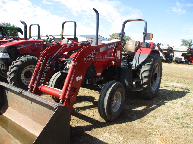 2005 Case IH JX1090U Tractor