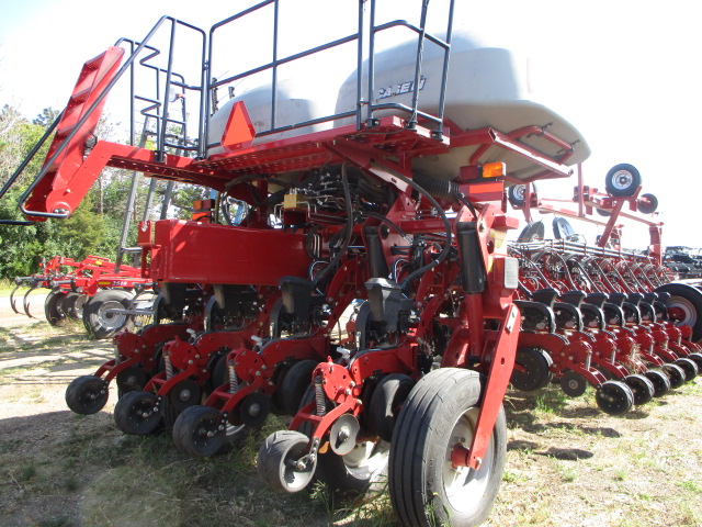 2019 Case IH ER 2150 Planter 24 Row 30"FF No Liq Planter