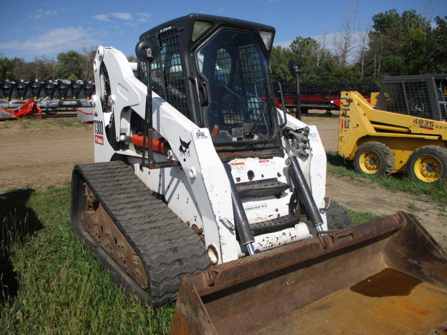 2010 Bobcat T300 Compact Track Loader