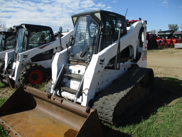 2010 Bobcat T300 Compact Track Loader