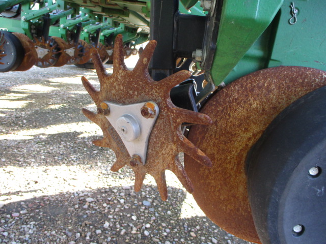 2011 John Deere 1770 24R30 Planter