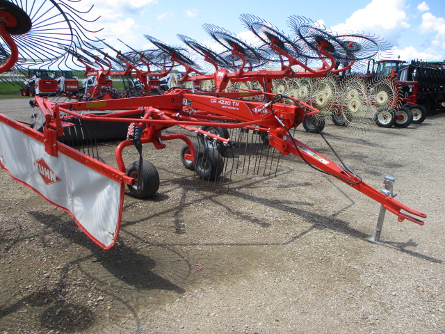 2021 Kuhn GA 4220 TH Rake/Rotary