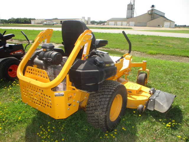 2024 Cub Cadet PRO Z 972 EFI Mower/Zero Turn