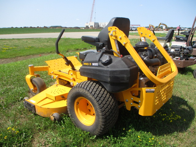 2024 Cub Cadet PRO Z 972 L EFI Mower/Zero Turn