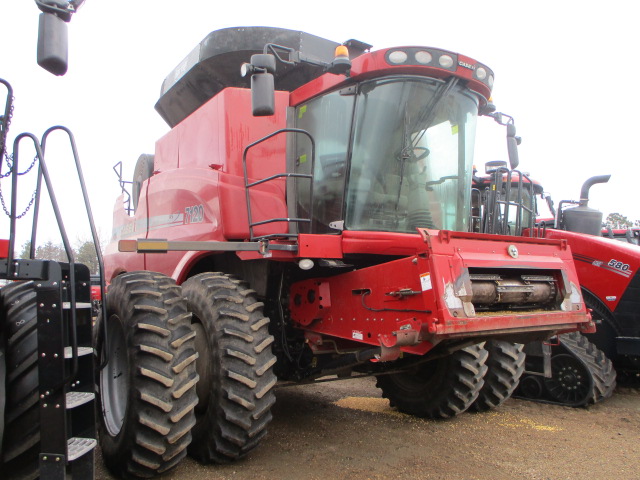 2010 Case IH 7120 Combine