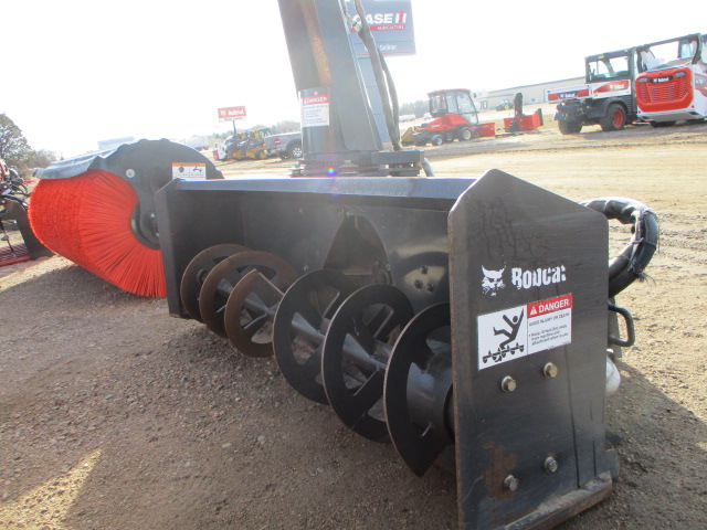 2008 Bobcat SB200-72" Snow Blower