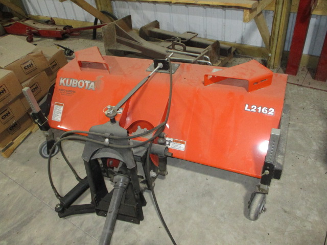 2010 Kubota F3680 Mower/Zero Turn