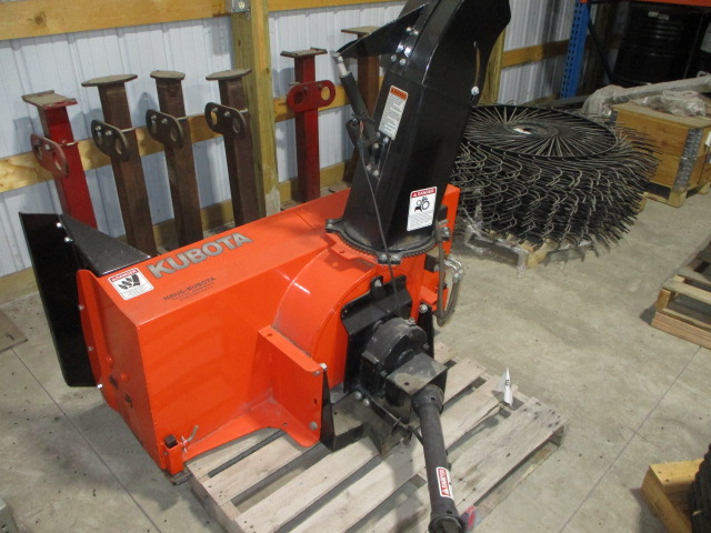 2010 Kubota F3680 Mower/Zero Turn