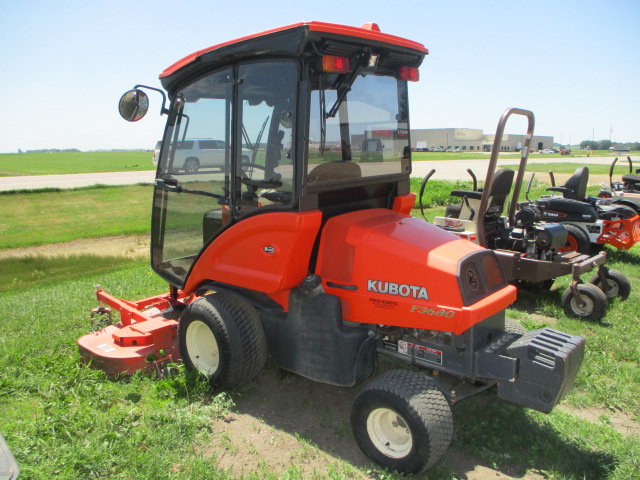 2010 Kubota F3680 Mower/Zero Turn