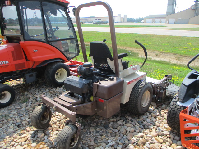 2008 Grasshopper 727K 61" Side Discharge Mower/Zero Turn