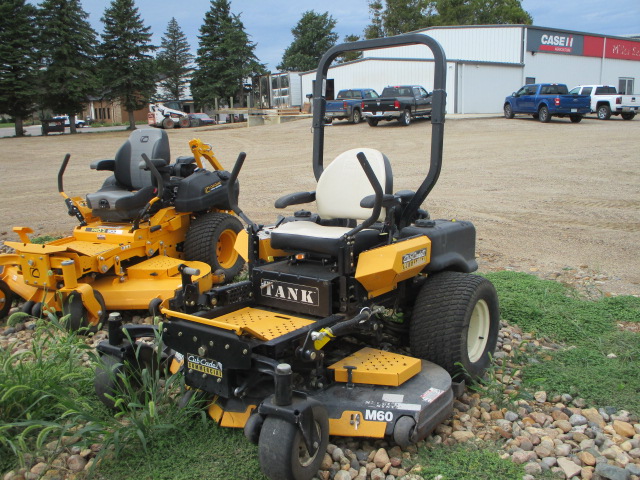 2009 Cub Cadet Tank 60' Mower/Zero Turn