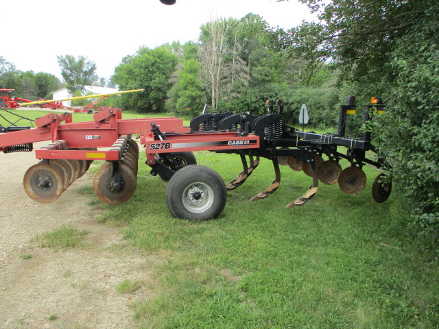 2012 Case IH 527B Deep Tillage
