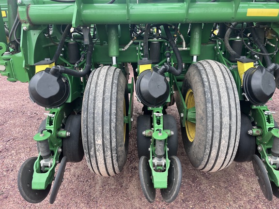 2018 John Deere 1795 Planter