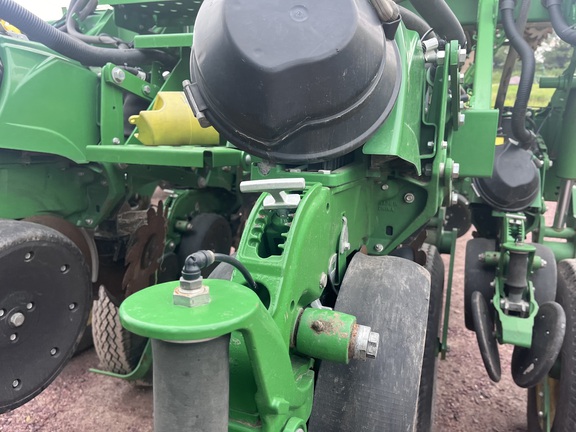 2018 John Deere 1795 Planter