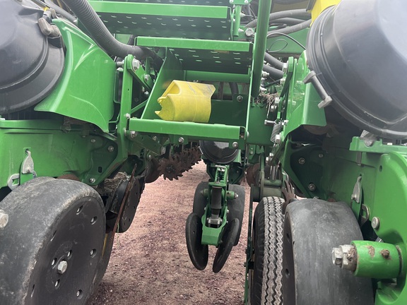 2018 John Deere 1795 Planter