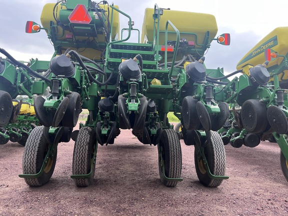 2018 John Deere 1795 Planter