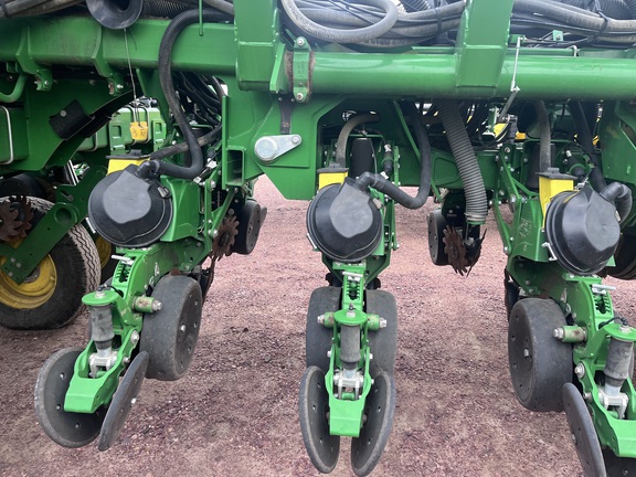 2018 John Deere 1795 Planter