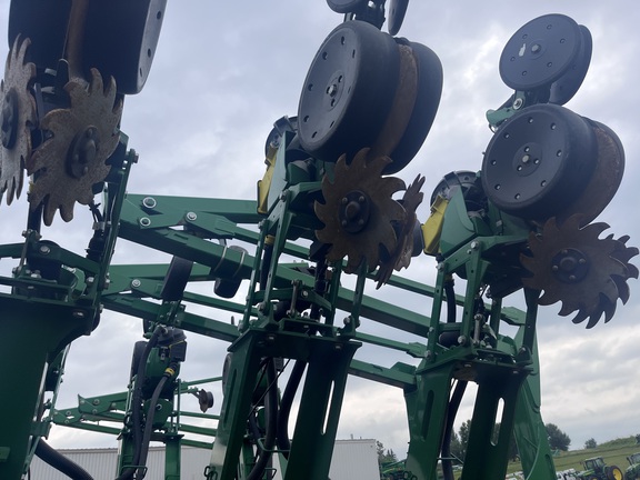 2018 John Deere 1795 Planter