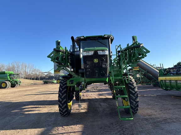 2023 John Deere 410R Sprayer/High Clearance