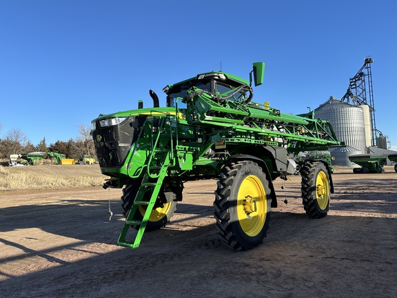 2023 John Deere 410R Sprayer/High Clearance