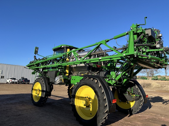 2023 John Deere 410R Sprayer/High Clearance