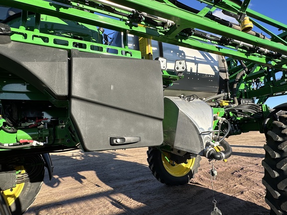 2023 John Deere 410R Sprayer/High Clearance