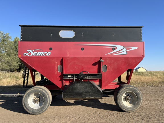 Demco 750 Gravity Box