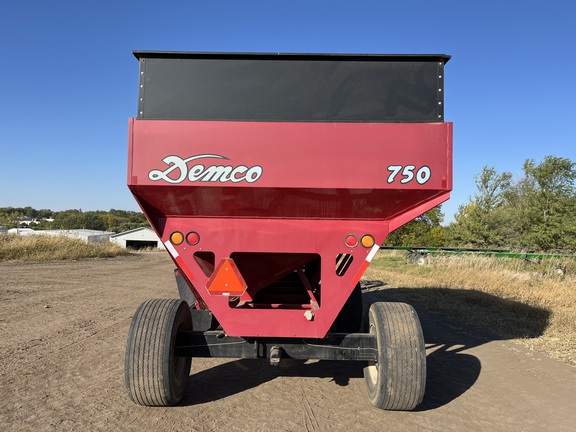 Demco 750 Gravity Box