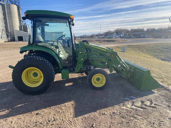 2021 John Deere 4052R Tractor Compact