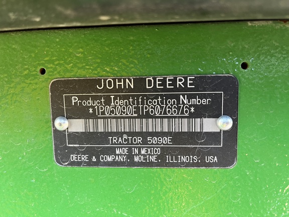 2023 John Deere 5090E Tractor