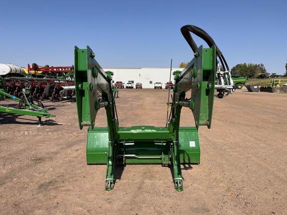 2022 John Deere 520M Loader