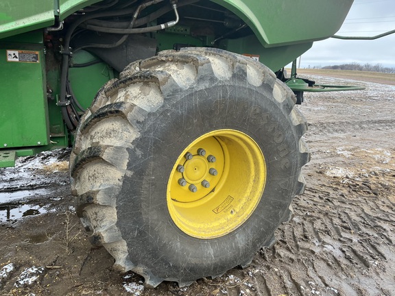 2022 John Deere S780 Combine