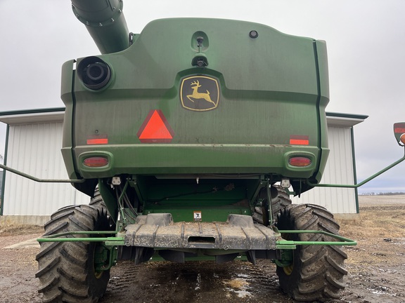 2022 John Deere S780 Combine