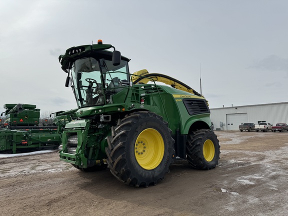 2022 John Deere 9500 Forage Harvester