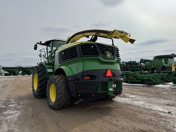 2022 John Deere 9500 Forage Harvester