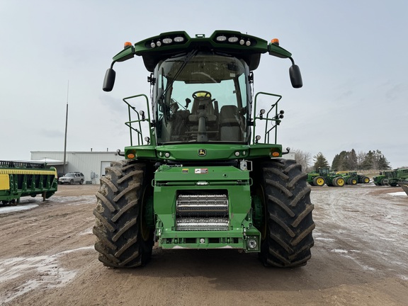 2022 John Deere 9500 Forage Harvester