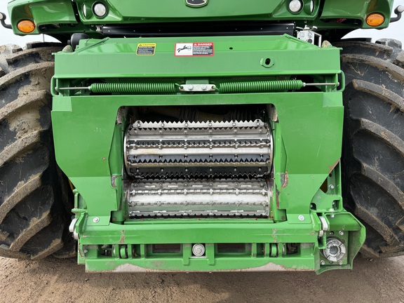 2022 John Deere 9500 Forage Harvester