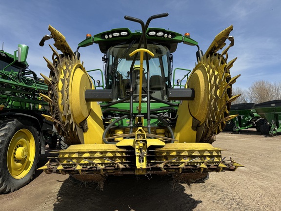 2022 John Deere 778 Header Forage